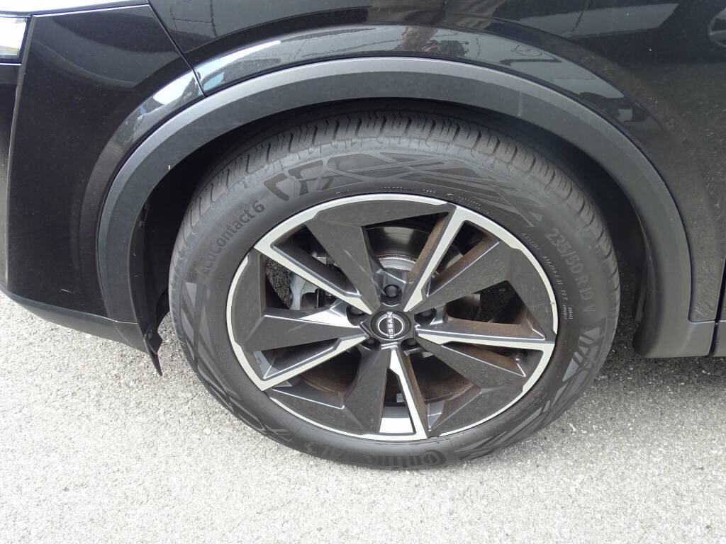 NISSAN Qashqai 1.3 DIG-T 158 Tekna+ 4x4, Hybride Léger Essence/Électricité, Occasion / Utilisé, Automatique - 2