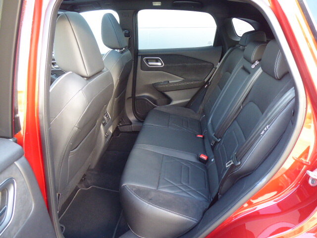 NISSAN Qashqai 1.5 VC-T N-Design, Voll-Hybrid Benzin/Elektro, Occasion / Gebraucht, Automatik - 7
