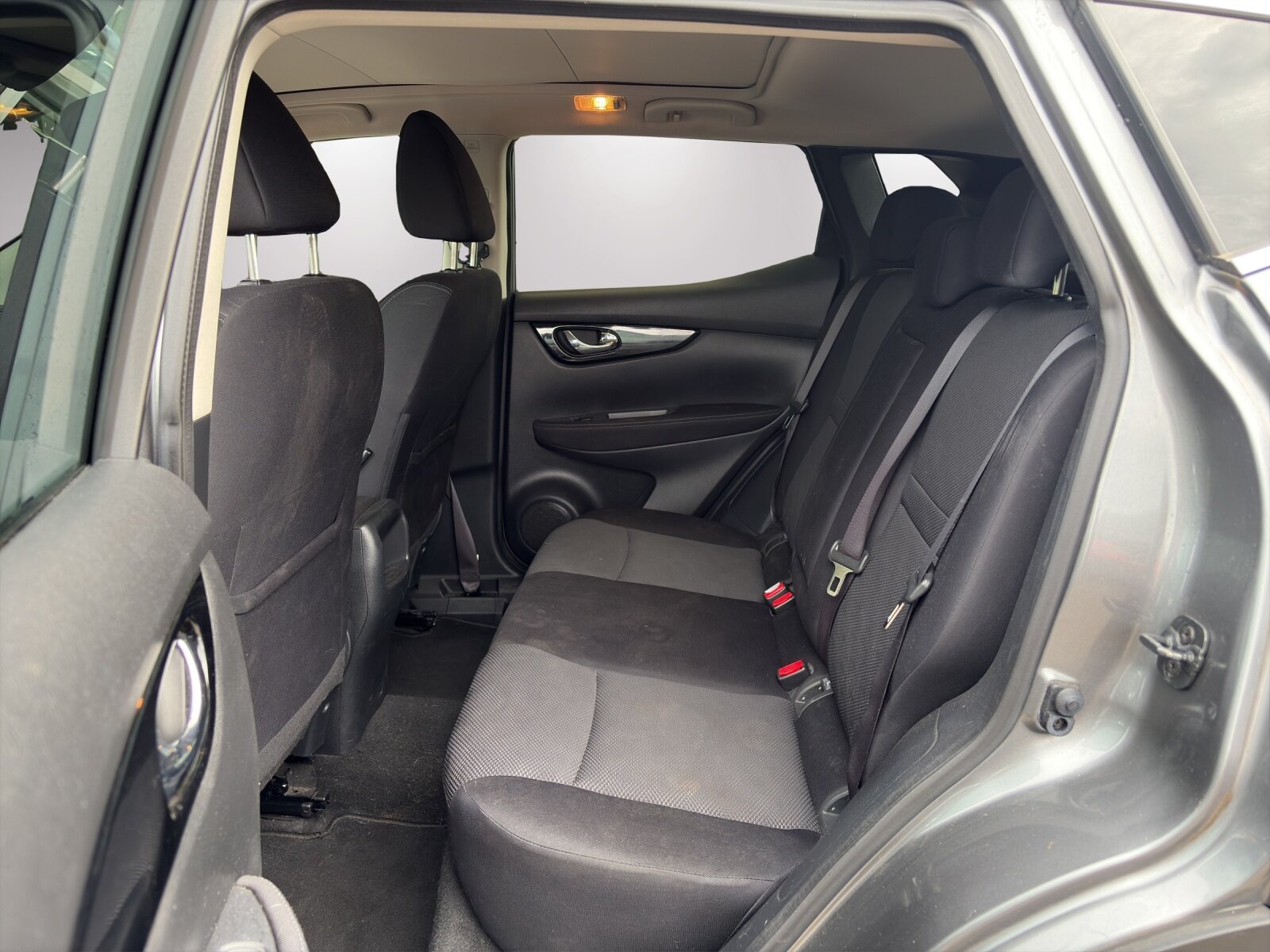 NISSAN Qashqai 1.6 DIG-T 360, Benzin, Occasion / Gebraucht, Handschaltung - 7