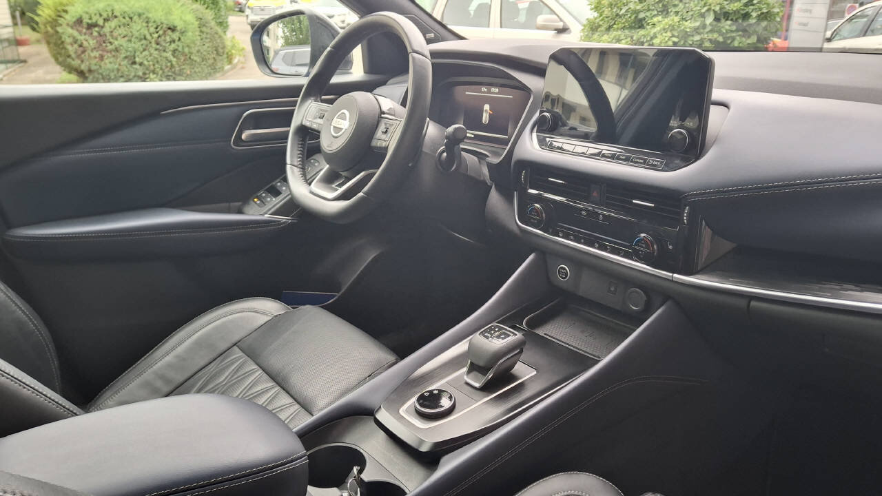 NISSAN Qashqai 1.3 DIG-T Tekna+ 4x4, Mild-Hybrid Petrol/Electric, Second hand / Used, Automatic - 7