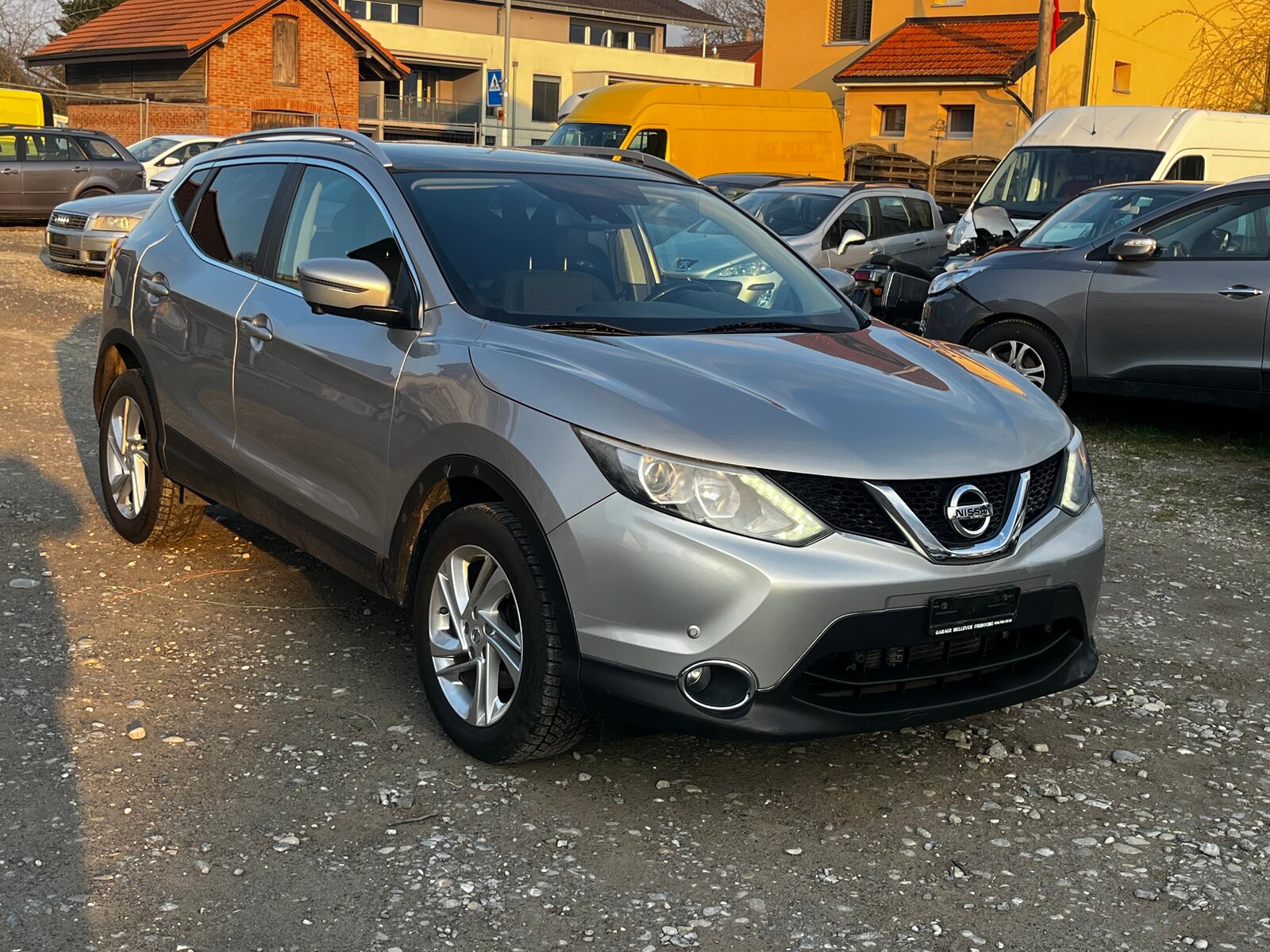 NISSAN Qashqai 1.2 DIG-T tekna Xtronic CVT, Essence, Occasion / Utilisé, Automatique - 3