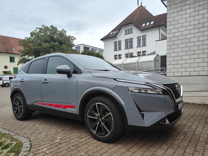 NISSAN Qashqai 1.3 DIG-T Tekna+ 4x4, Voll-Hybrid Benzin/Elektro, Occasion / Gebraucht, Automatik