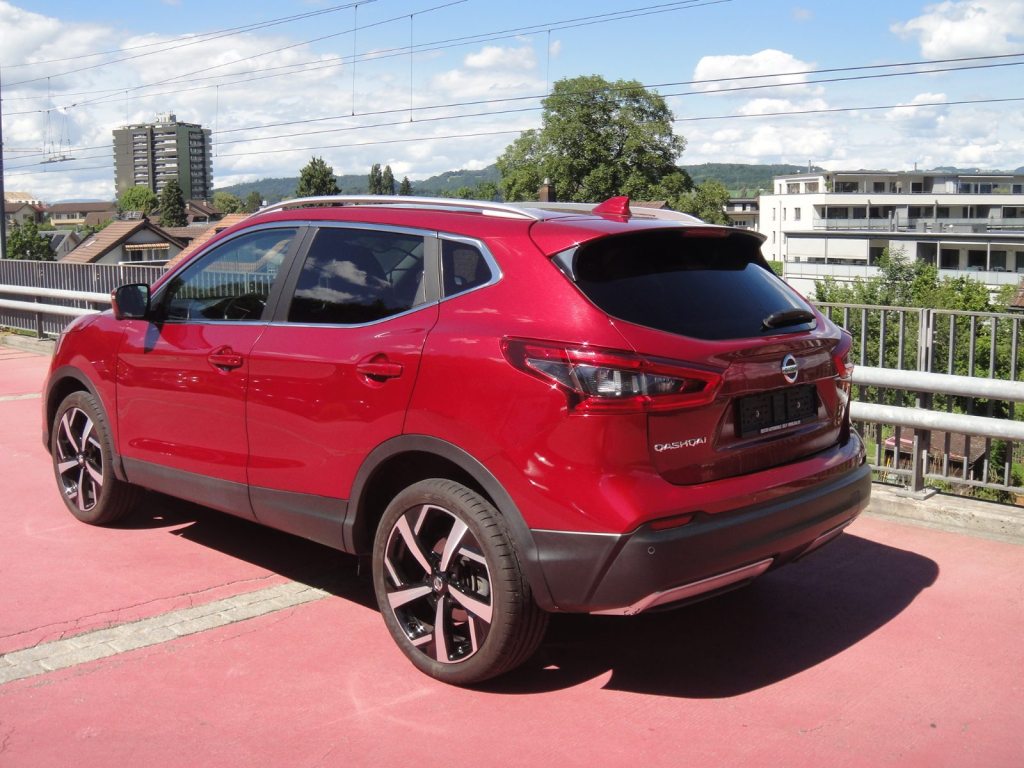 NISSAN QASHQAI 1.2 DIG-T Acenta, Petrol, Second hand / Used, Automatic - 4