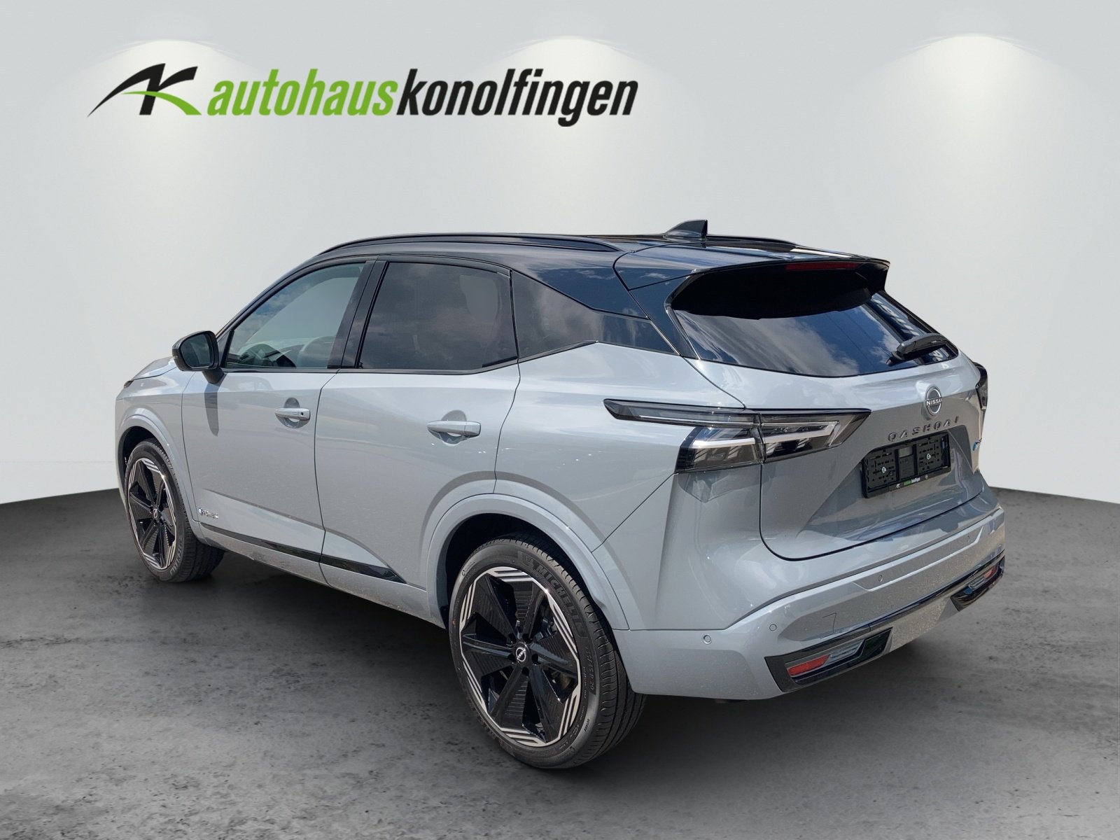 NISSAN Qashqai 1.5 VC-T N-DESIGN, Voll-Hybrid Benzin/Elektro, Vorführwagen, Automatik - 3