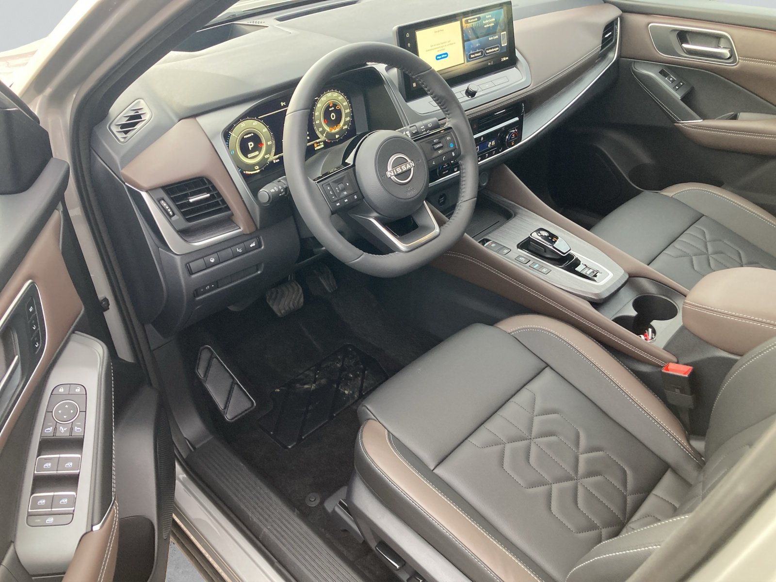 NISSAN Qashqai 1.5 VC-T Tekna, Hybride Integrale Benzina/Elettrica, Auto dimostrativa, Automatico - 7