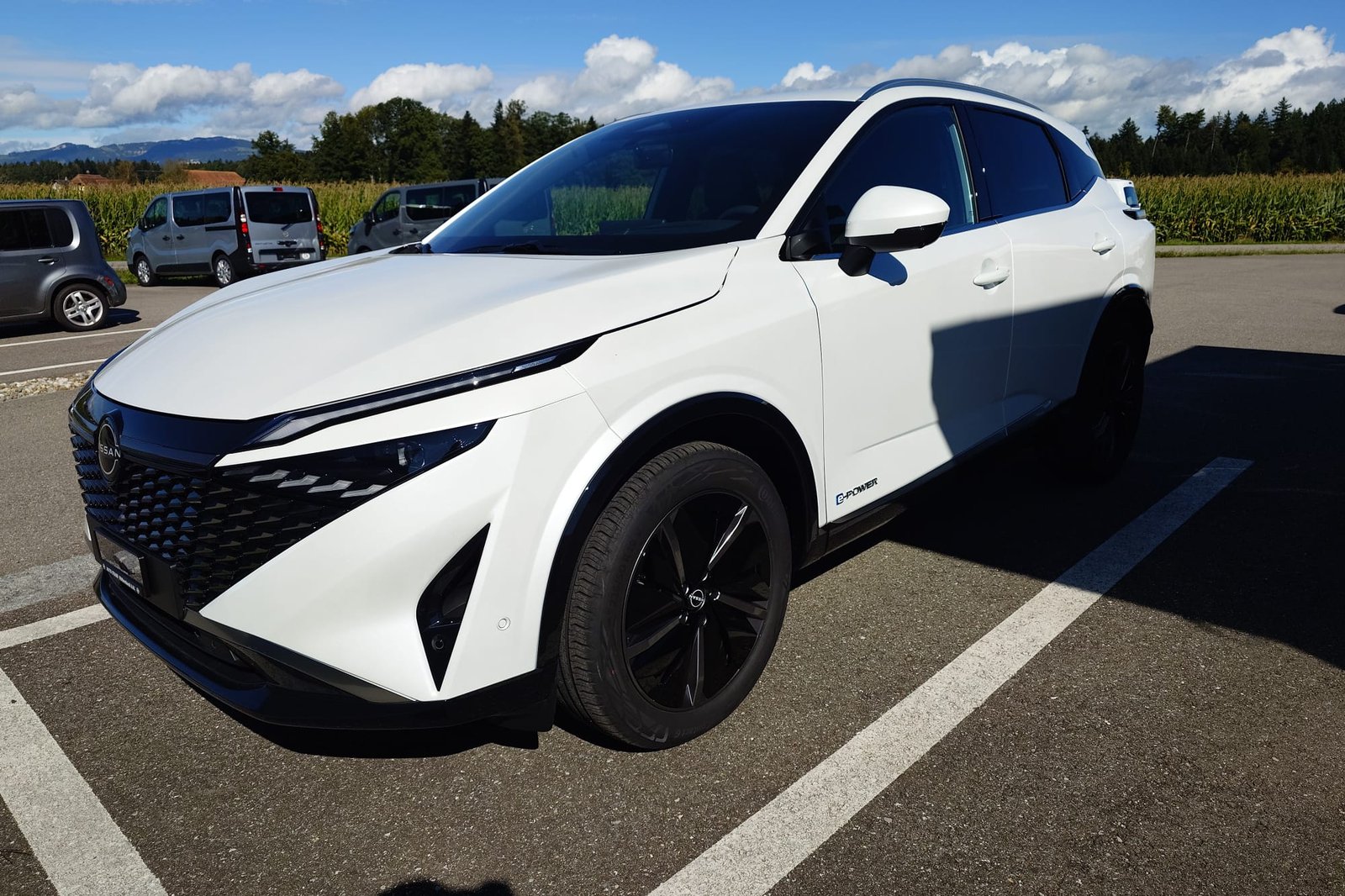 NISSAN Qashqai 1.5 VC-T Tekna, Hybride Intégral Essence/Électricité, Voiture de démonstration, Automatique - 3