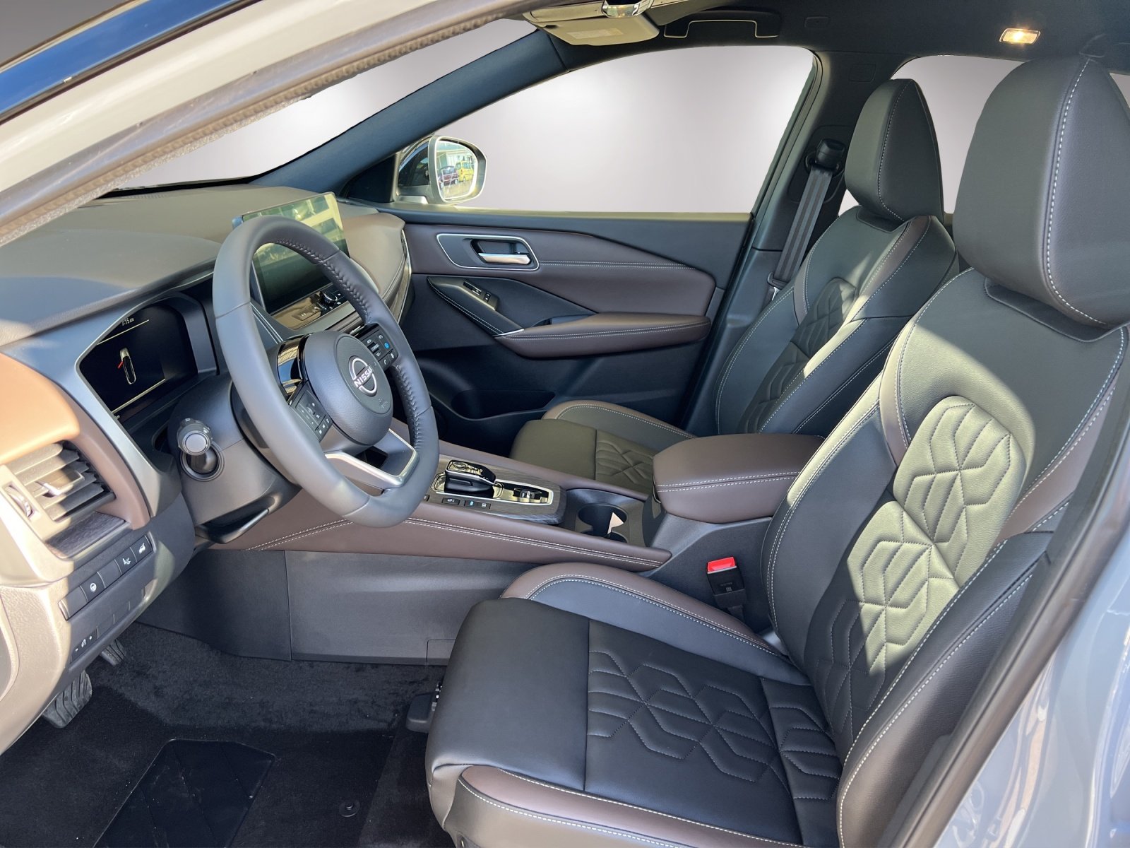 NISSAN Qashqai 1.5 VC-T Tekna, Full-Hybrid Petrol/Electric, Ex-demonstrator, Automatic - 6