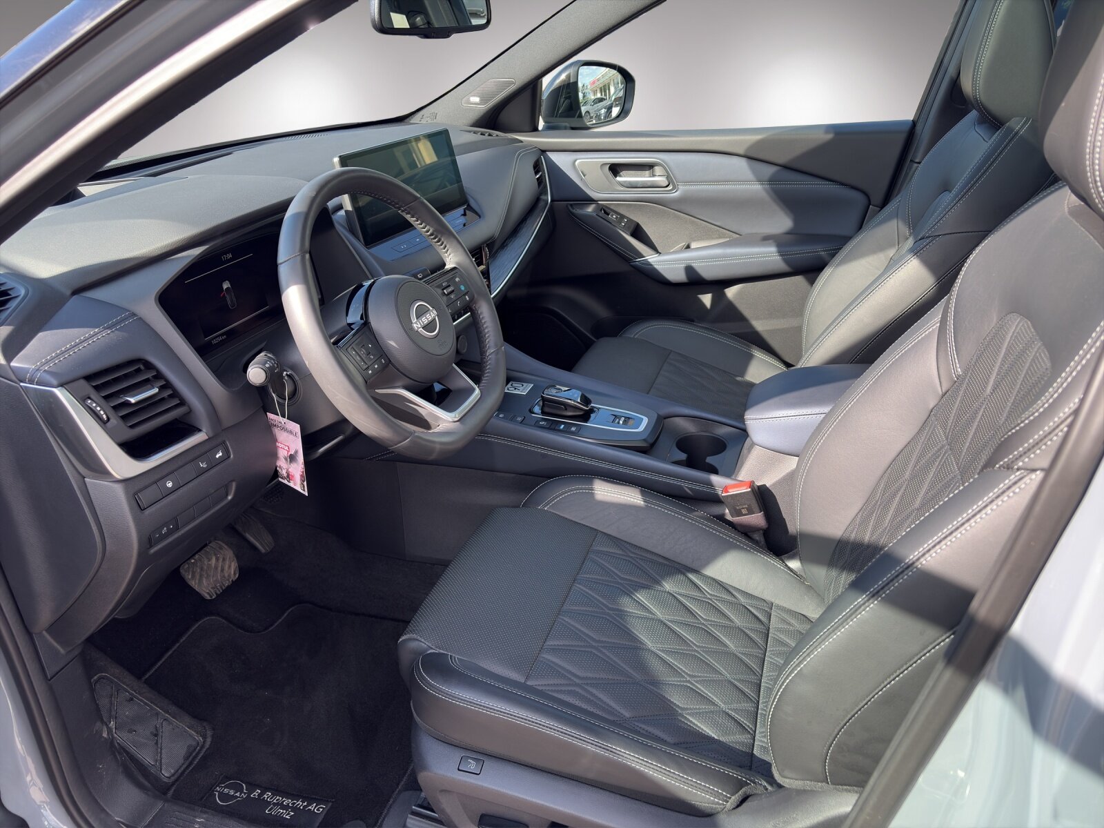 NISSAN Qashqai 1.3 DIG-T 158 Tekna+ 4x4, Hybride Leggero Benzina/Elettrica, Auto dimostrativa, Automatico - 6