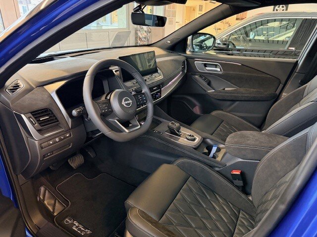 NISSAN Qashqai 1.3 DIG-T Tekna+ 4x4, Hybride Leggero Benzina/Elettrica, Auto dimostrativa, Automatico - 3
