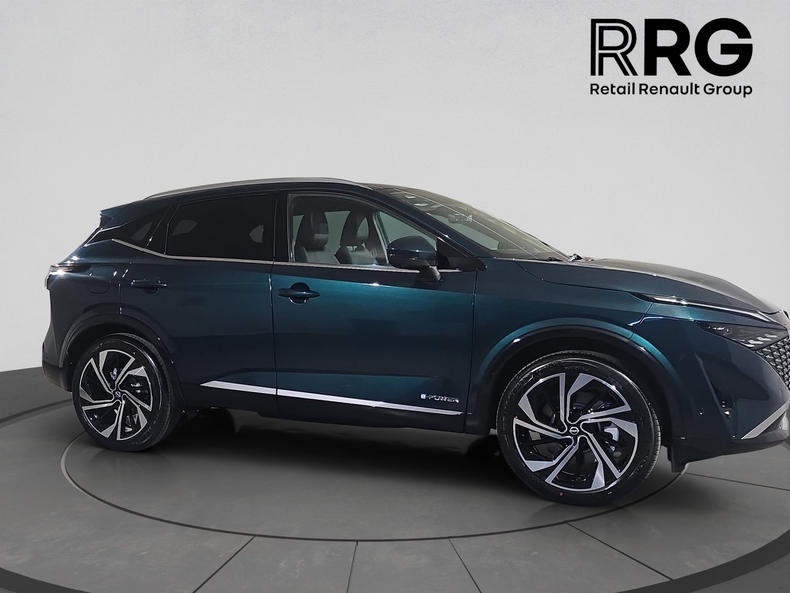 NISSAN Qashqai 1.5 VC-T e-Power Tekna+, Petrol, Ex-demonstrator, Automatic - 2