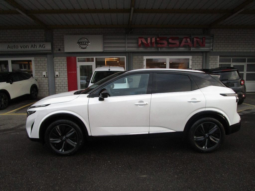 NISSAN Qashqai 1.3 DIG-T 158 Tekna 4x4