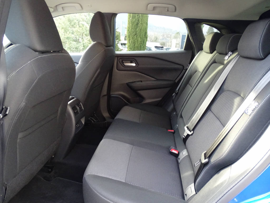 NISSAN Qashqai 1.5 VC-T N-Connecta, Hybride Intégral Essence/Électricité, Occasion / Utilisé, Automatique - 6