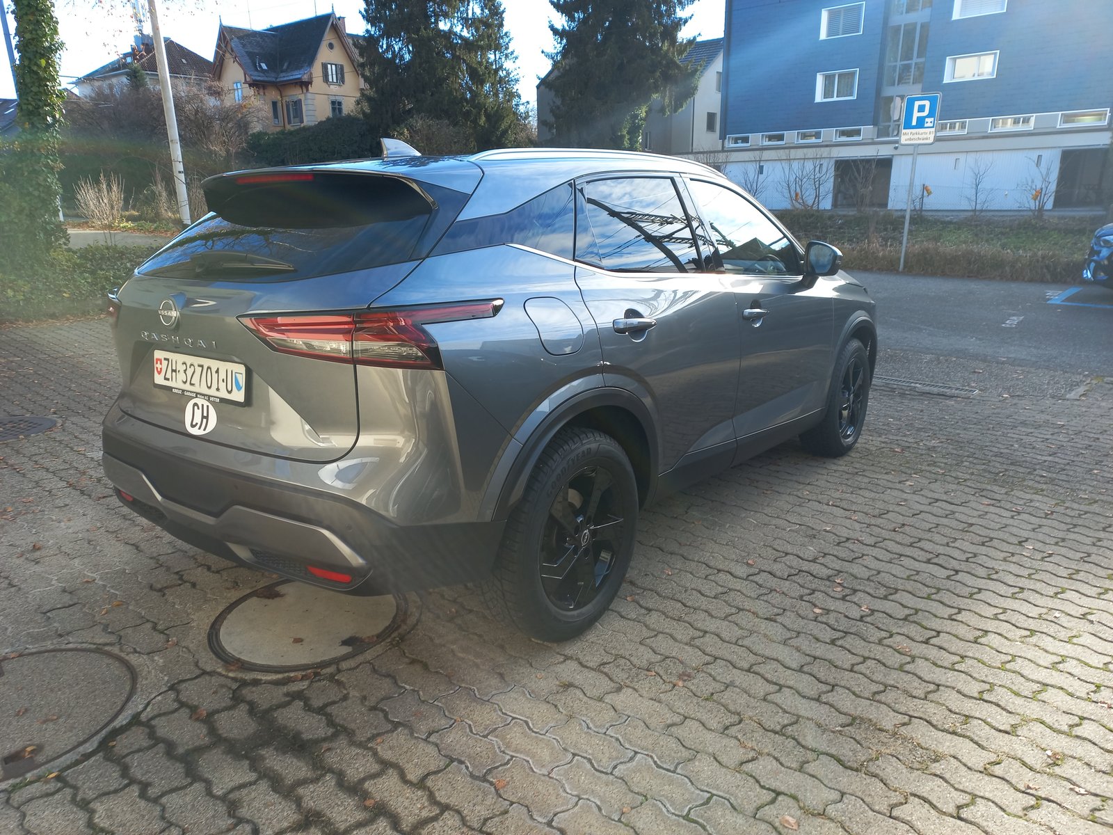 NISSAN Qashqai 1.3 DIG-T MHEV Tekna+ Xtronic 4x4, Mild-Hybrid Benzin/Elektro, Occasion / Gebraucht, Automat - 4
