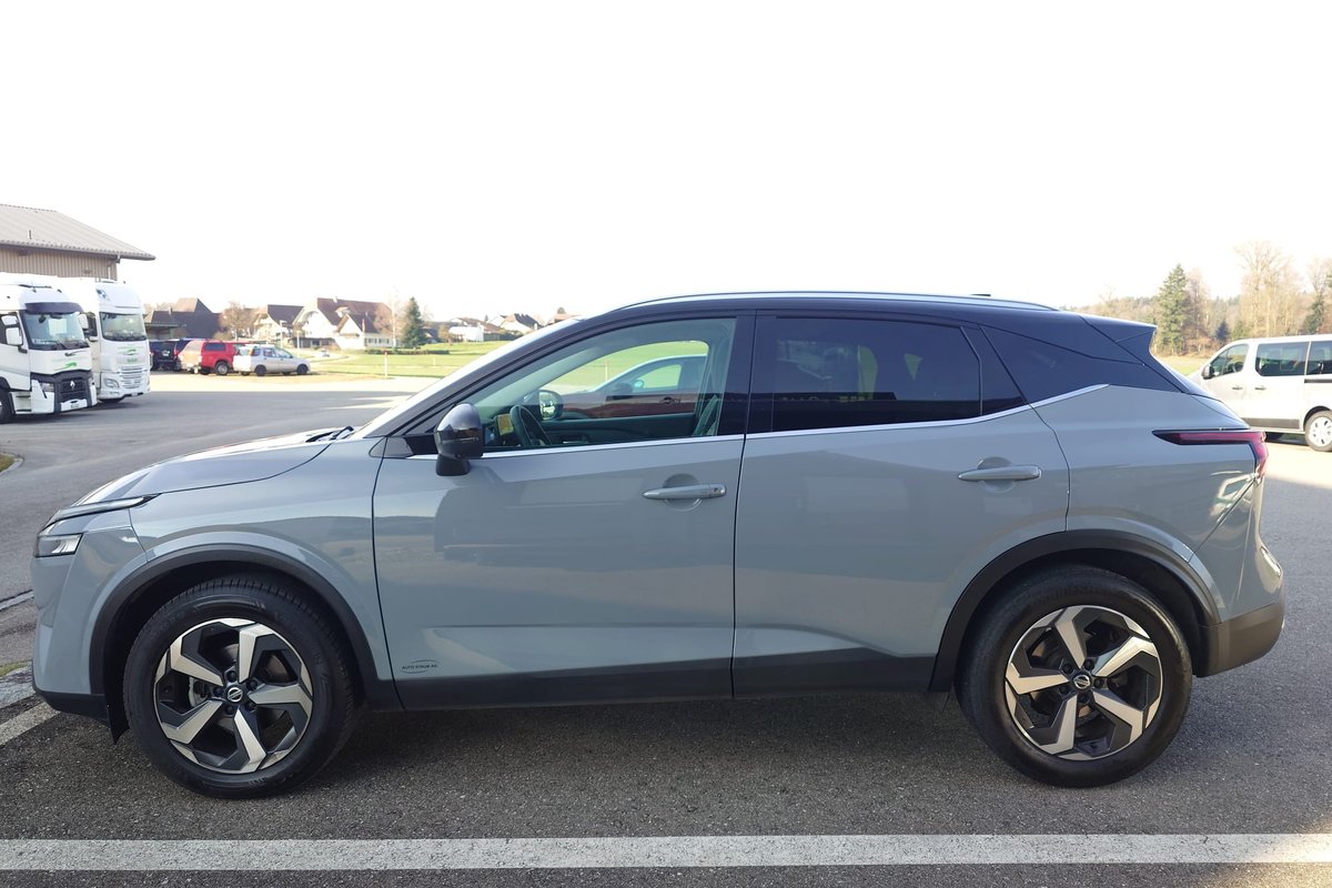 NISSAN Qashqai 1.3 DIG-T 158 Premiere, Mild-Hybrid Benzin/Elektro, Occasion / Gebraucht, Automat - 4