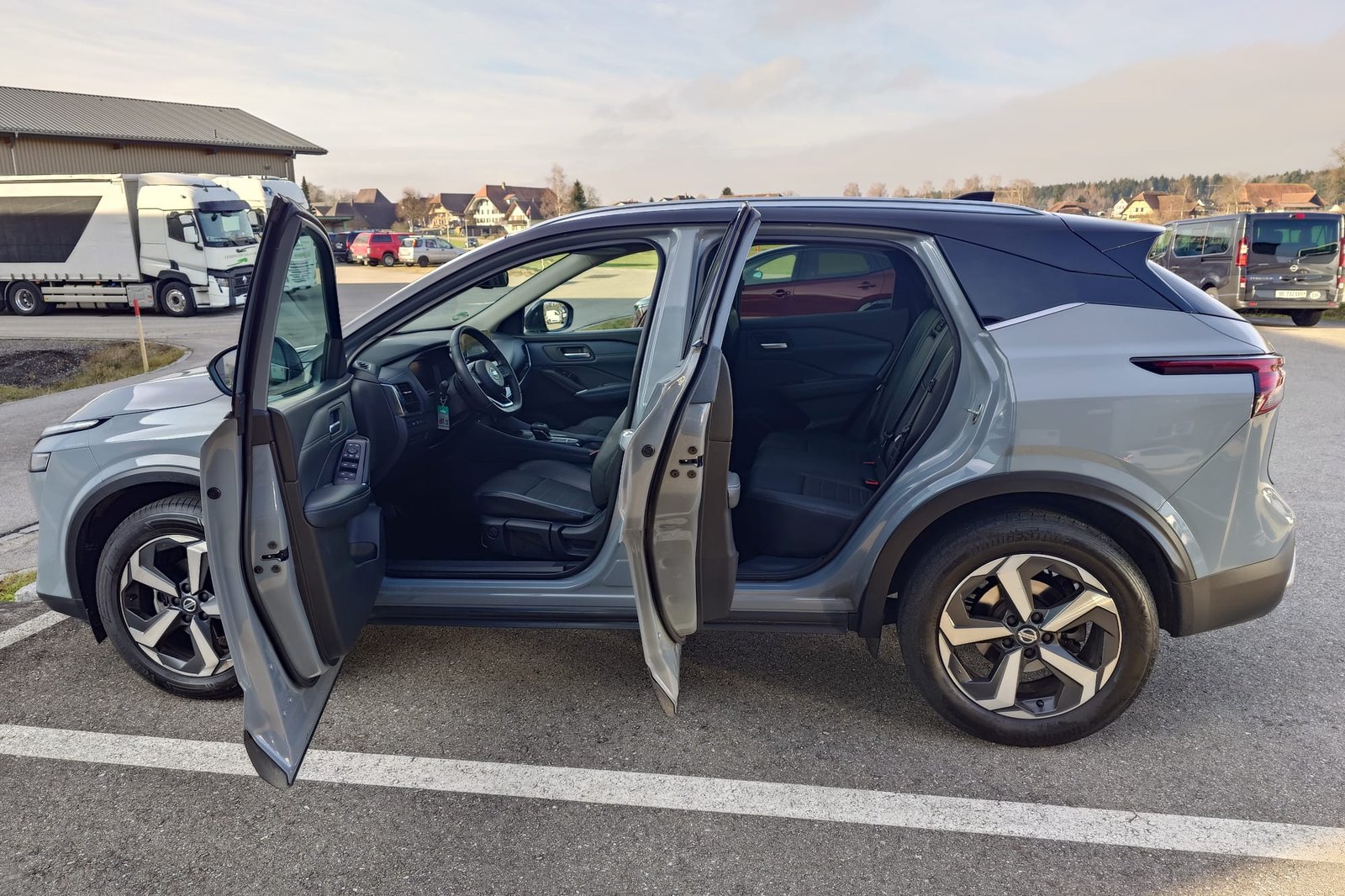 NISSAN Qashqai 1.3 DIG-T 158 Premiere, Mild-Hybrid Benzin/Elektro, Occasion / Gebraucht, Automat - 6