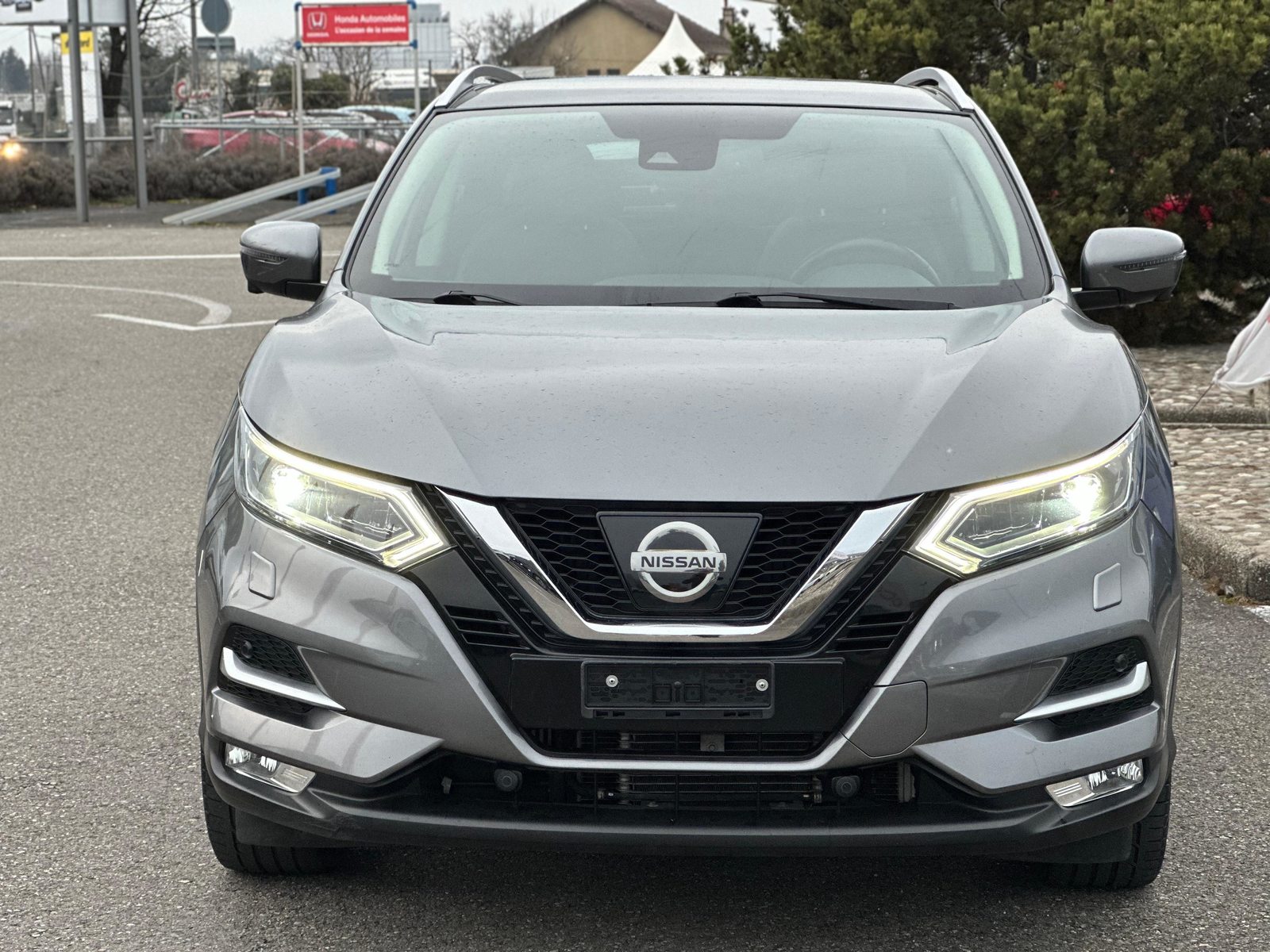 NISSAN Qashqai 1.2 DIG-T Tekna, Essence, Occasion / Utilisé, Automatique - 2