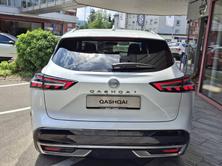 NISSAN Qashqai 1.3 DIG-T Tekna+ 4x4, Mild-Hybrid Petrol/Electric, Ex-demonstrator, Automatic - 5