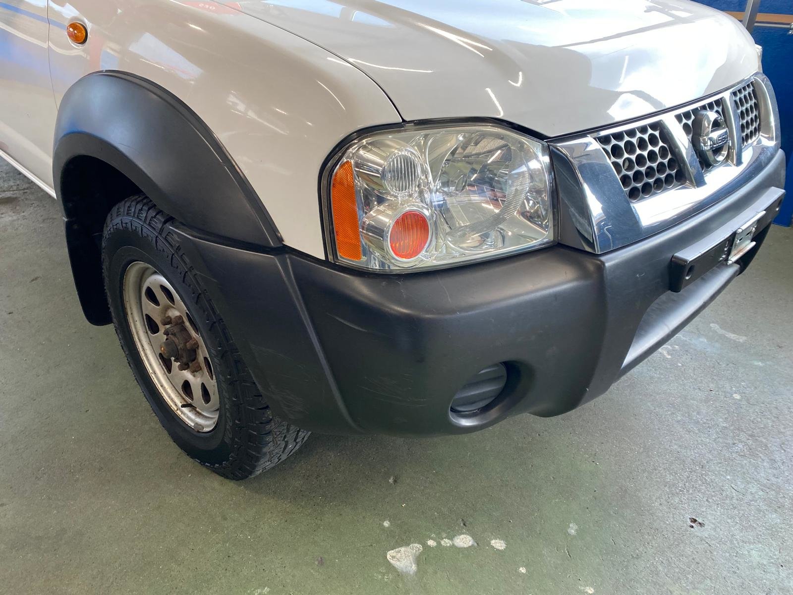 NISSAN Single Cab 4WD, Diesel, Occasion / Gebraucht, Handschaltung - 2