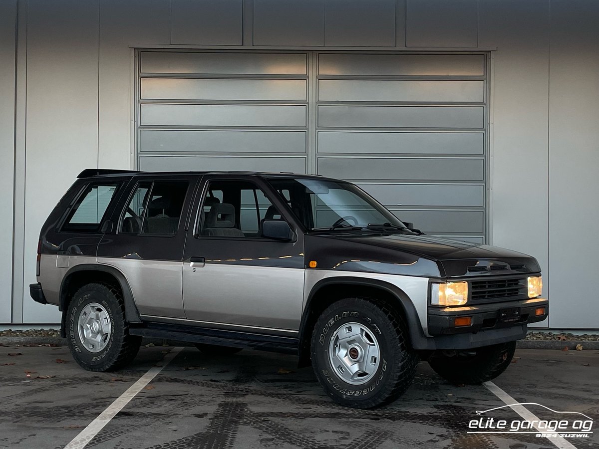 NISSAN Terrano 3.0 V6 Automat, Essence, Voiture de collection, Automatique - 7