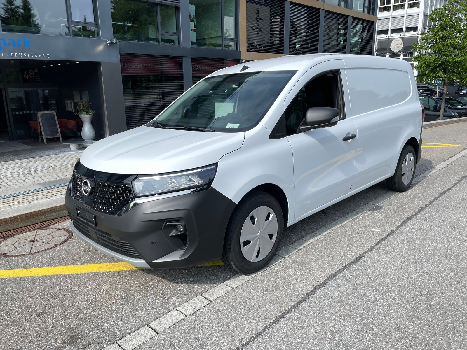NISSAN Townstar EV45 kWh 22kW L2 Acenta mit Holzboden