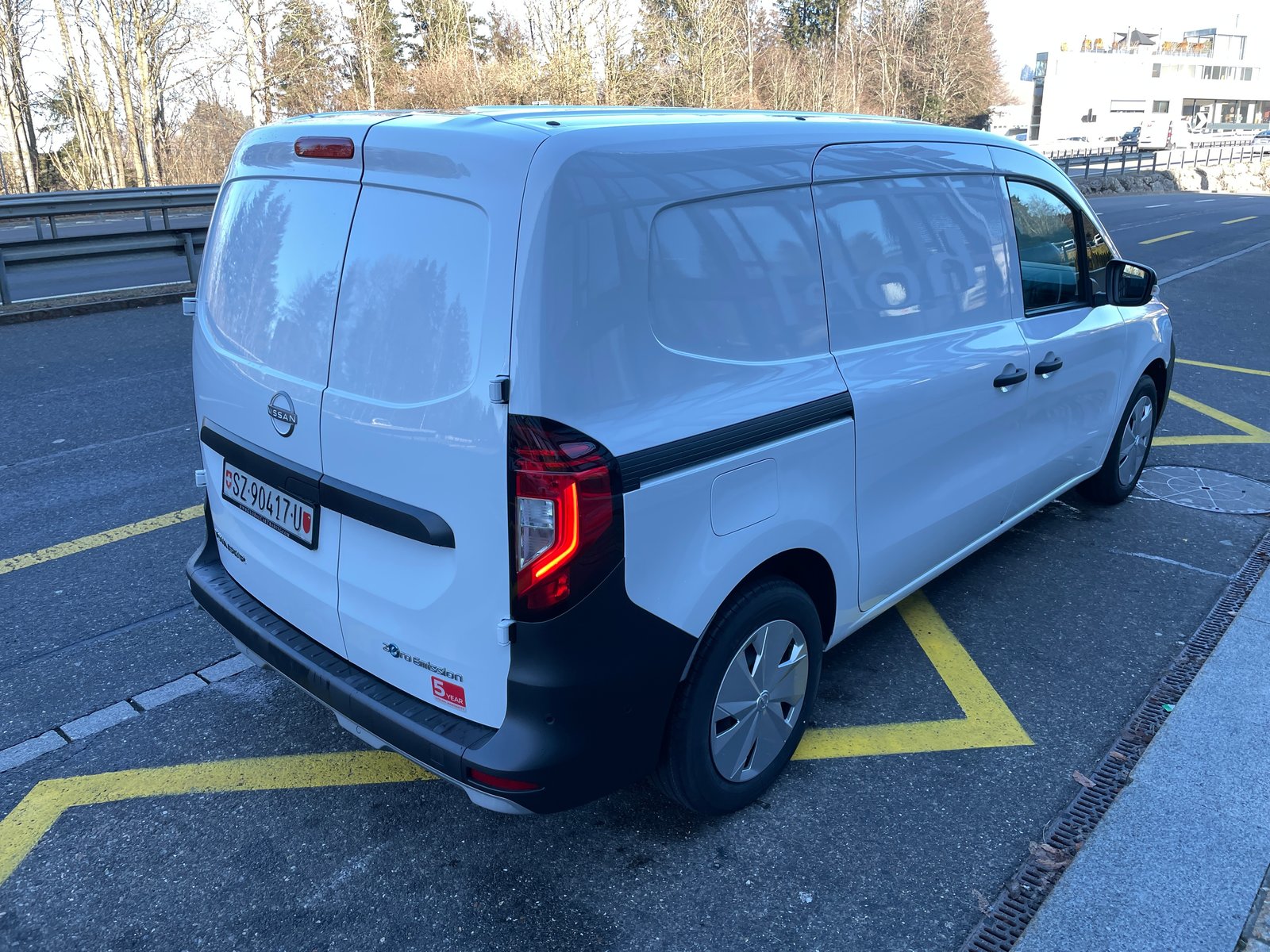 NISSAN Townstar EV45 kWh 22kW L2 Acenta mit AHK, Elettrica, Auto nuove, Automatico - 6