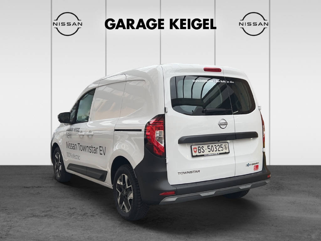 NISSAN Townstar Kaw. 2.2 t L1 EV45 22 kw Tekna, Electric, Ex-demonstrator, Automatic - 3