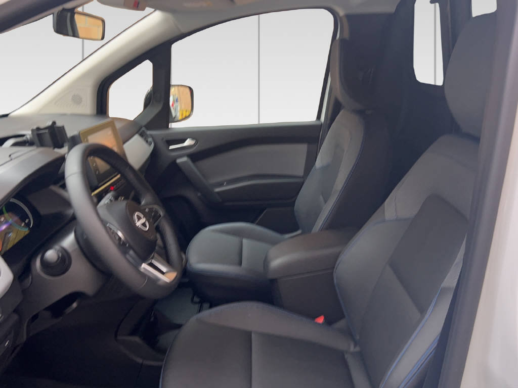 NISSAN Townstar Kaw. 2.2 t L1 EV45 22 kw Tekna, Electric, Ex-demonstrator, Automatic - 4