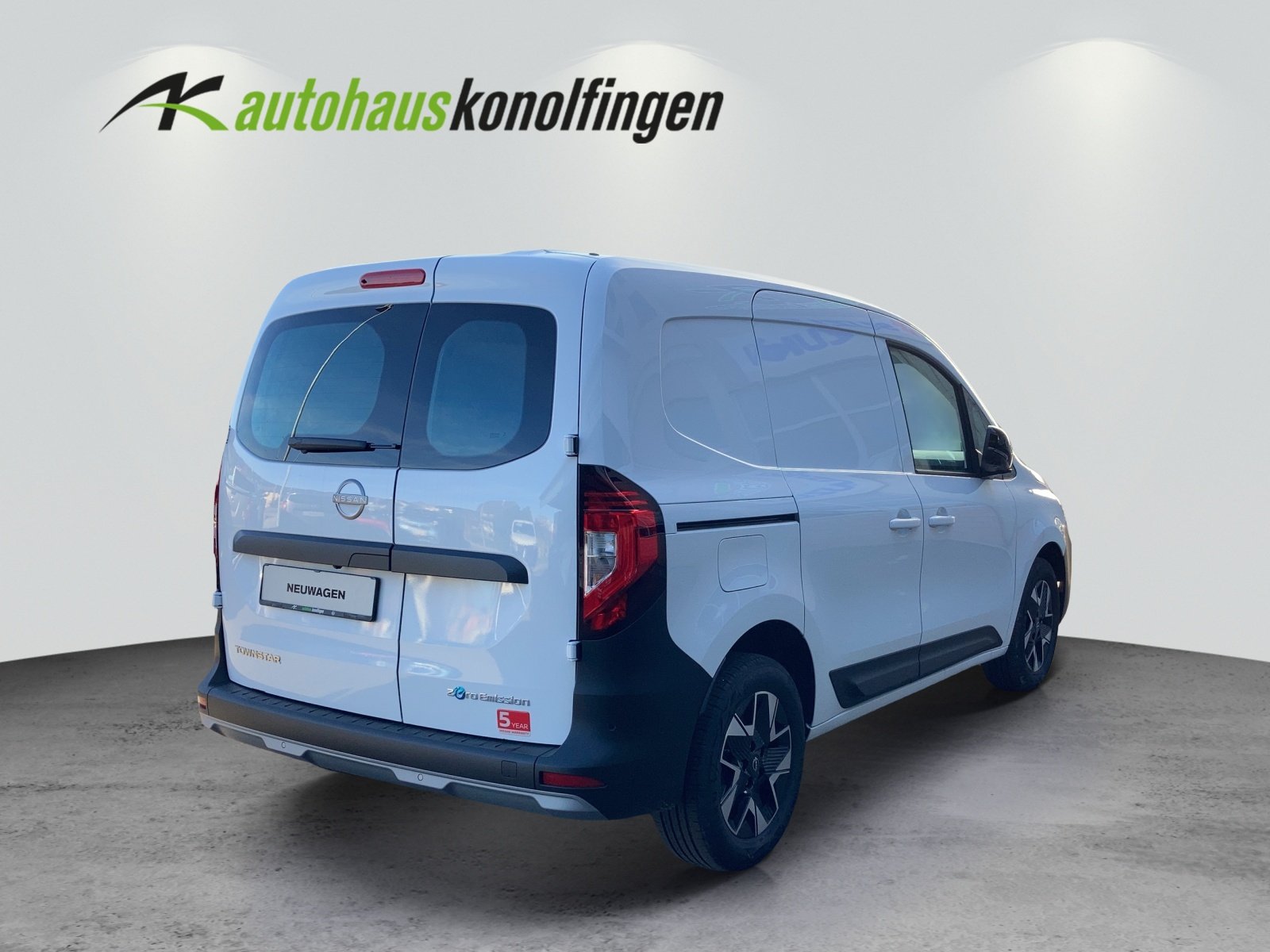 NISSAN Townstar Kaw. 2.2 t L1 EV45 22 kw Tekna, Electric, Ex-demonstrator, Automatic - 4