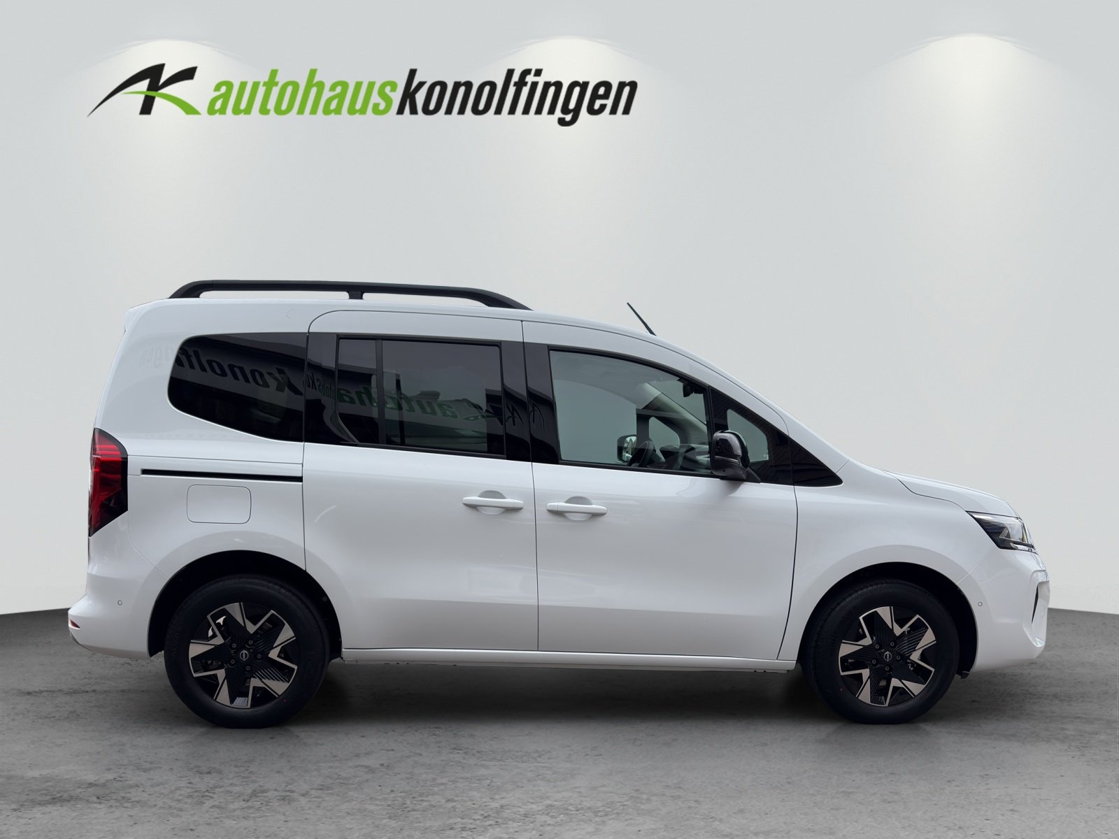 NISSAN Townstar L1 1.3 DIG-T Tekna, Petrol, New car, Automatic - 5