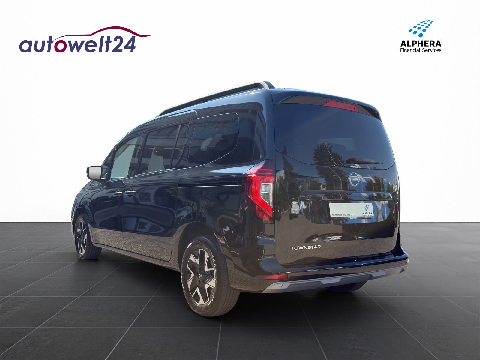 NISSAN Townstar Kombi 1.3 DIG-T L1 Tekna 7-PLÄTZER, Benzin, Occasion / Gebraucht, Handschaltung - 7