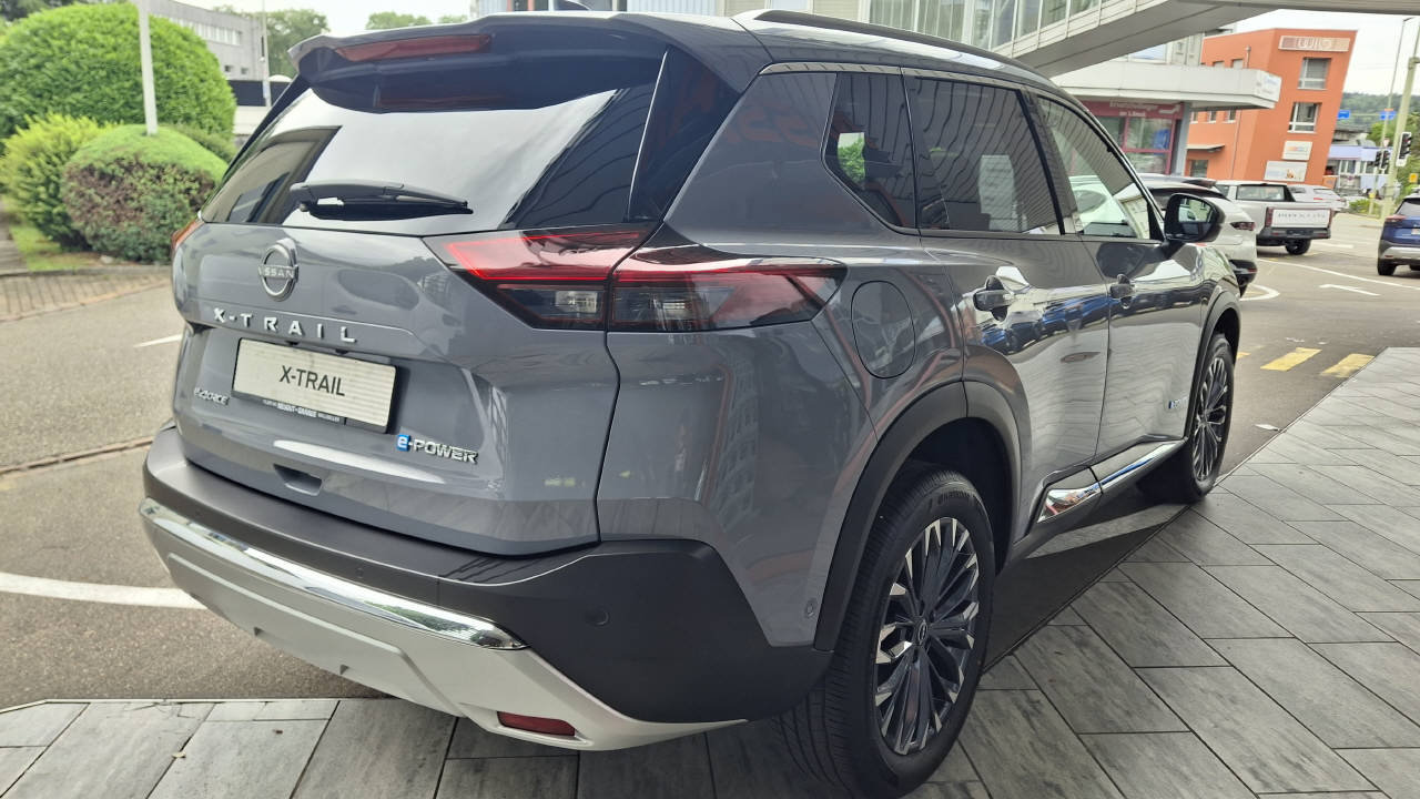 NISSAN X-Trail 1.5 VC-T Tekna+ e-4orce, Voll-Hybrid Benzin/Elektro, Automatik - 4