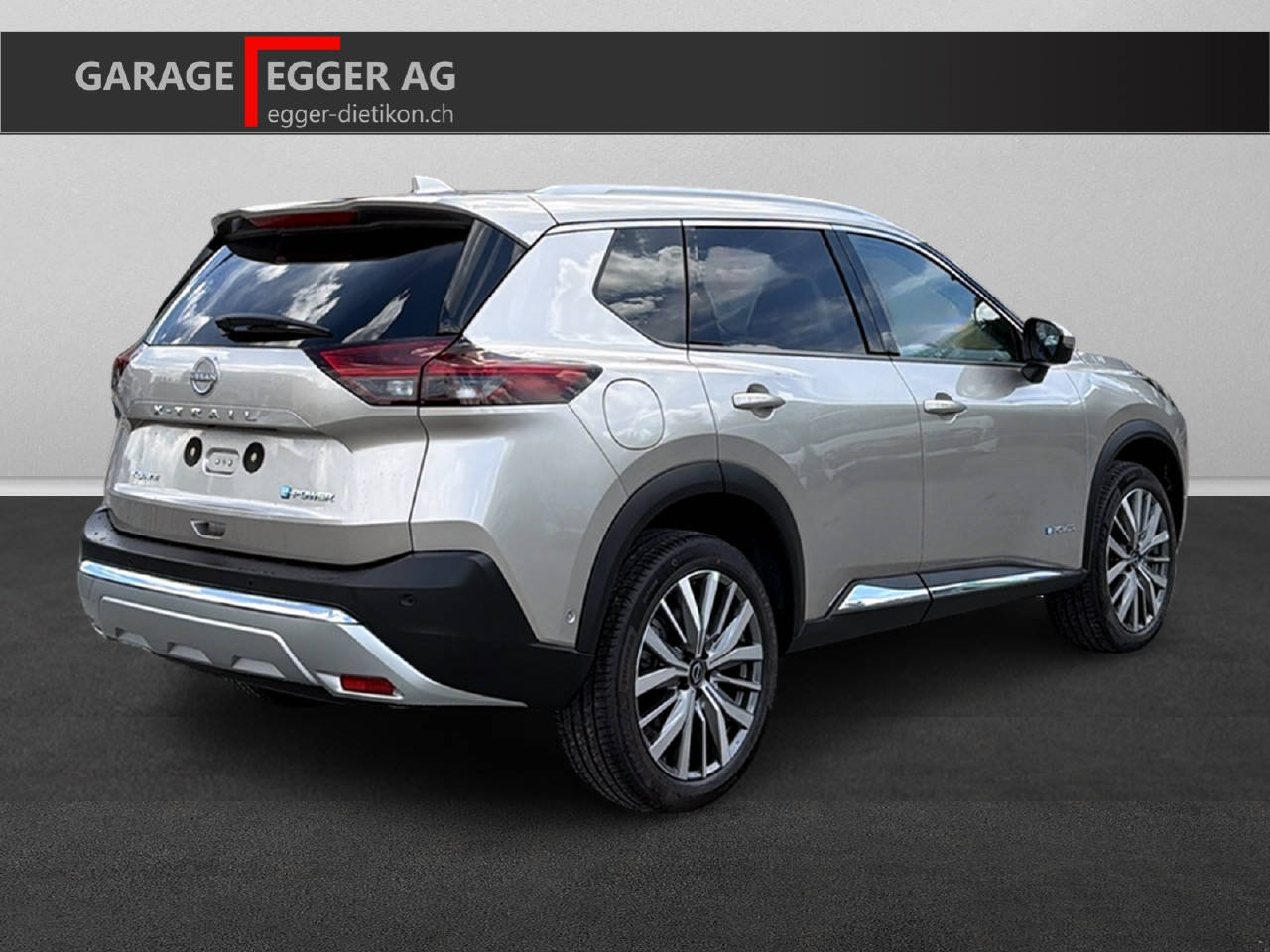 NISSAN X-Trail 1.5 VC-T Tekna+ e-4orc, Hybride Intégral Essence/Électricité, Voiture nouvelle, Automatique - 3
