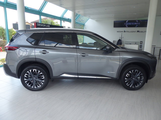 NISSAN X-Trail 1.5 VC-T Tekna e-4orce, Hybride Integrale Benzina/Elettrica, Auto nuove, Automatico - 2