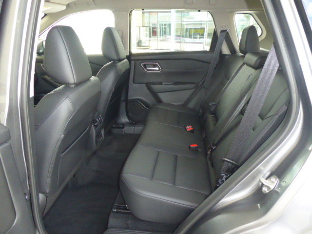 NISSAN X-Trail 1.5 VC-T Tekna e-4orce, Hybride Integrale Benzina/Elettrica, Auto nuove, Automatico - 6