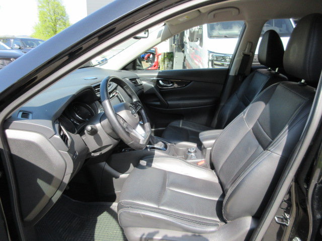 NISSAN X-Trail 2.0 dCi Tekna 4x4, Diesel, Occasion / Gebraucht, Automatik - 6