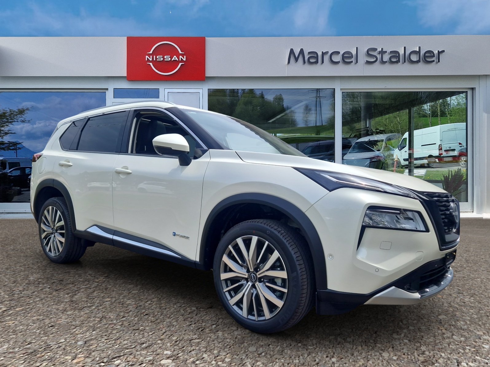 NISSAN X-Trail 1.5 VC-T e-Power 4WD 7 Sitze Tekna+, Benzin, Occasion / Gebraucht, Automatik - 6