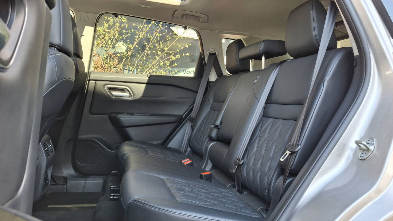NISSAN X-Trail 1.5 VC-T Tekna+ e-4orce 20Zoll, Hybride Intégral Essence/Électricité, Occasion / Utilisé, Automatique - 7