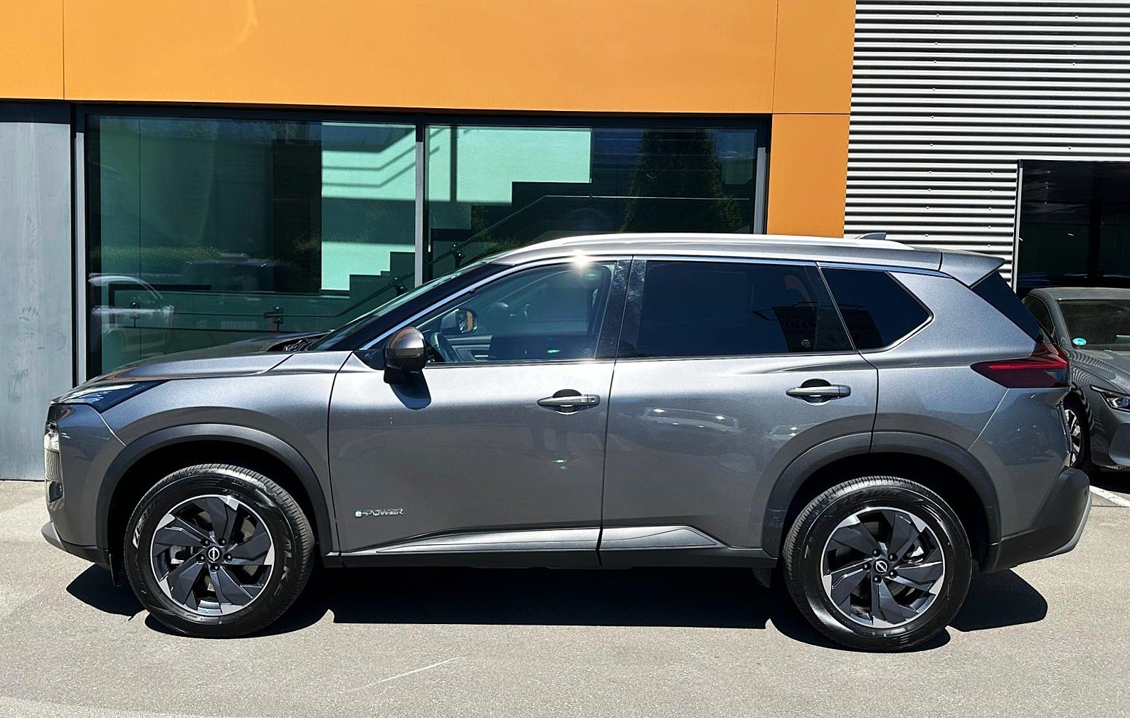 NISSAN X-Trail 1.5 VC-T e-Power 4WD 7 Sitze N-Connecta, Essence, Occasion / Utilisé, Automatique - 2