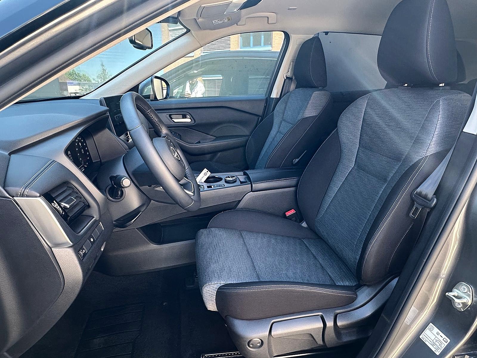 NISSAN X-Trail 1.5 VC-T e-Power 4WD 7 Sitze N-Connecta, Essence, Occasion / Utilisé, Automatique - 6