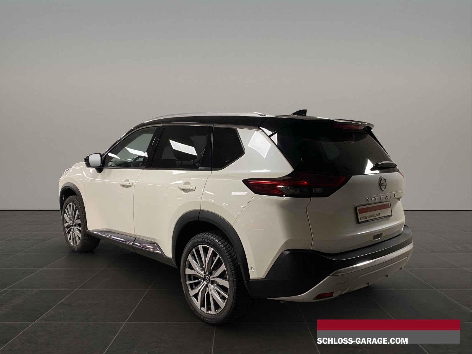 NISSAN X-TRAIL 1.5 VC-T Tekna+ e-4, Full-Hybrid Petrol/Electric, Second hand / Used, Automatic - 3