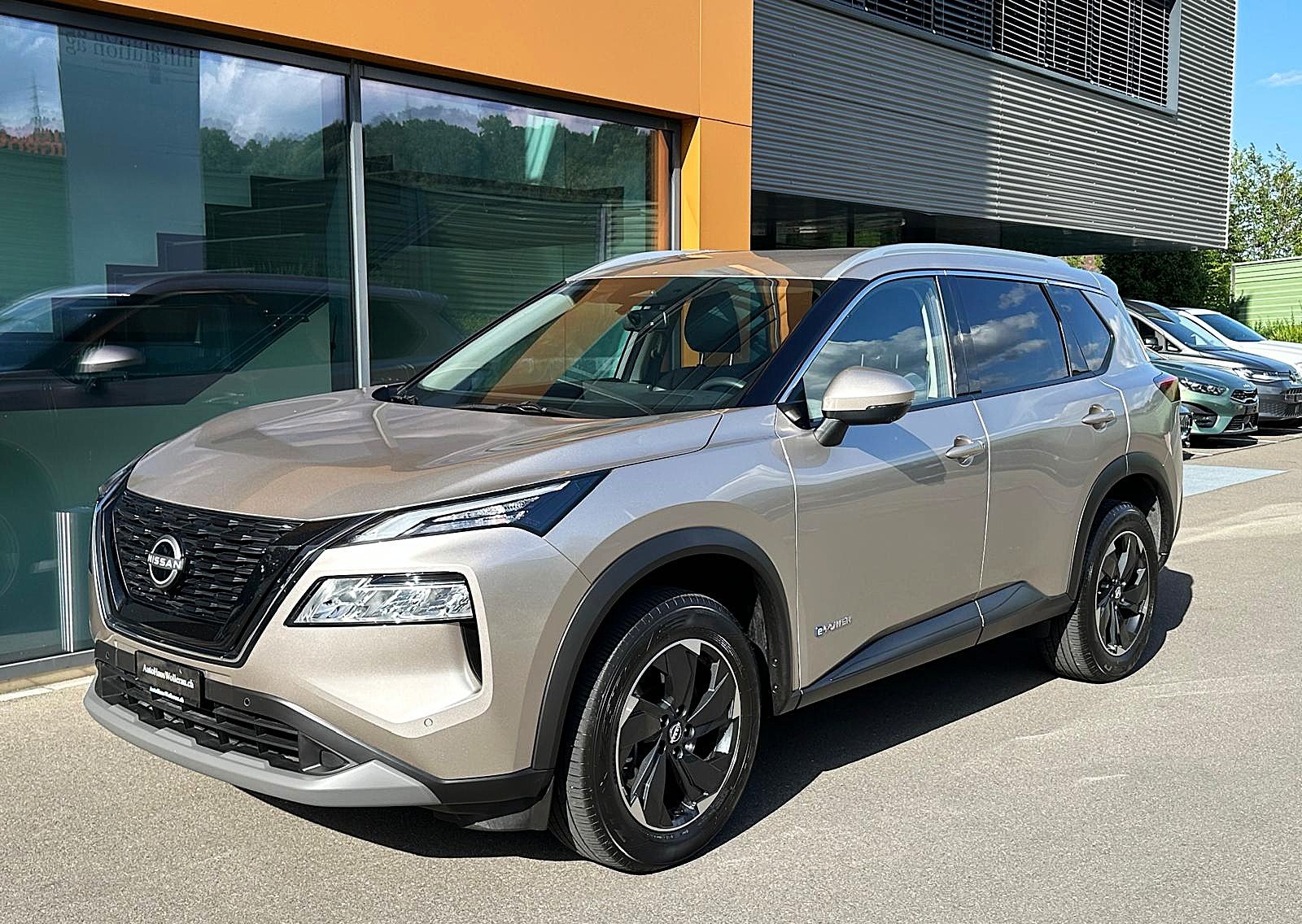 NISSAN X-Trail 1.5 VC-T N-Connecta e-4orce 7Plätzer, Hybride Intégral Essence/Électricité, Occasion / Utilisé, Automatique - 2