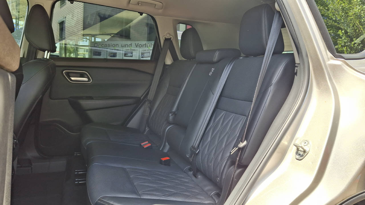 NISSAN X-Trail 1.5 VC-T Tekna+ e-4orce, Hybride Integrale Benzina/Elettrica, Occasioni / Usate, Automatico - 7