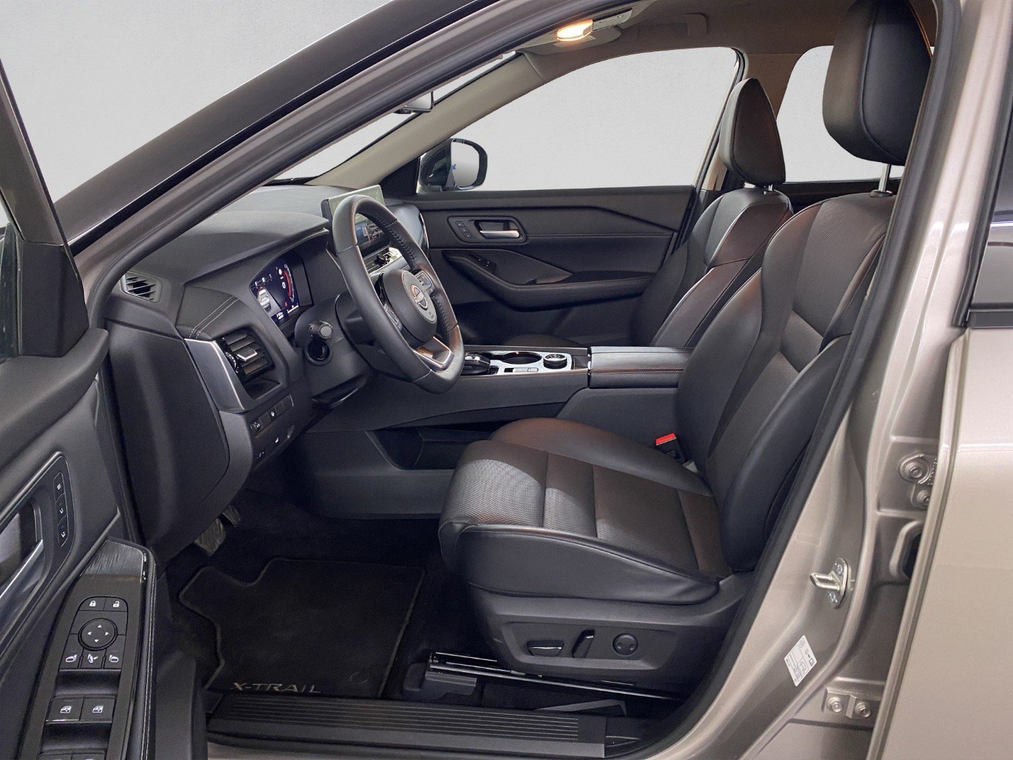 NISSAN X-Trail 1.5 VC-T e-Power 4WD 7 Sitze N-Trek, Essence, Occasion / Utilisé, Automatique - 7