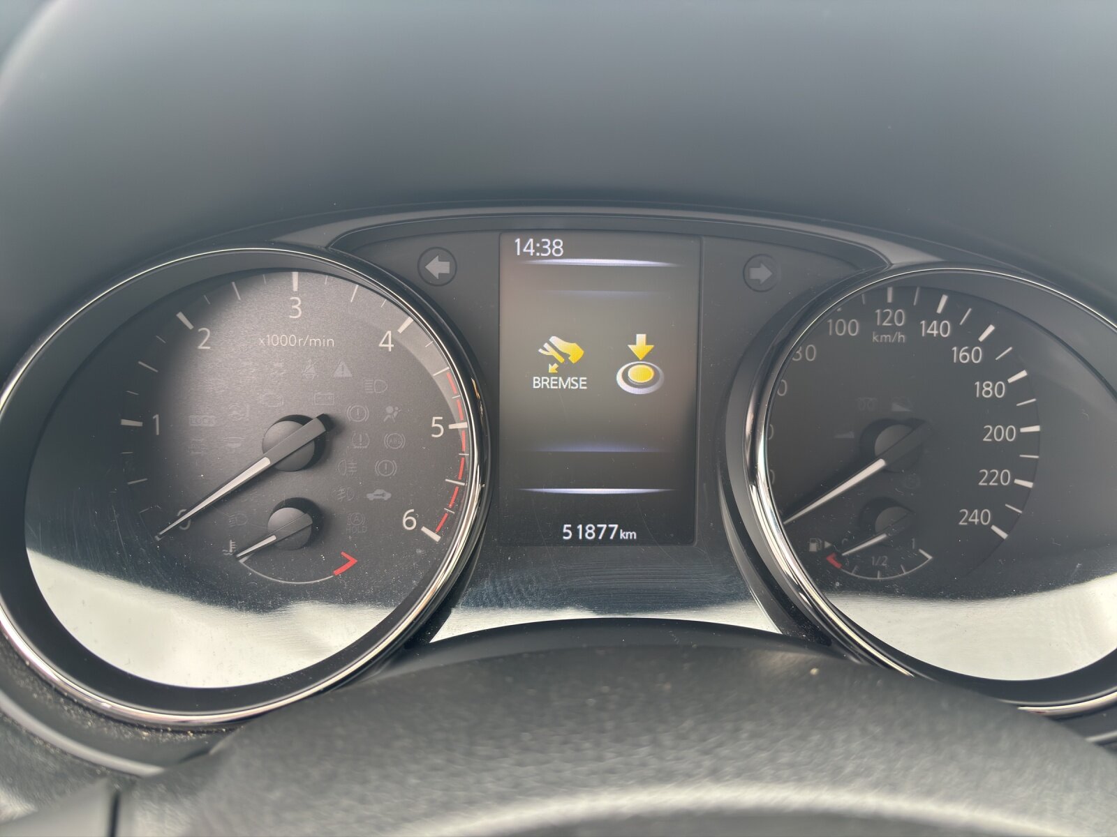 NISSAN X-Trail 2.0 dCi Tekna, Diesel, Occasion / Gebraucht, Automatik - 6