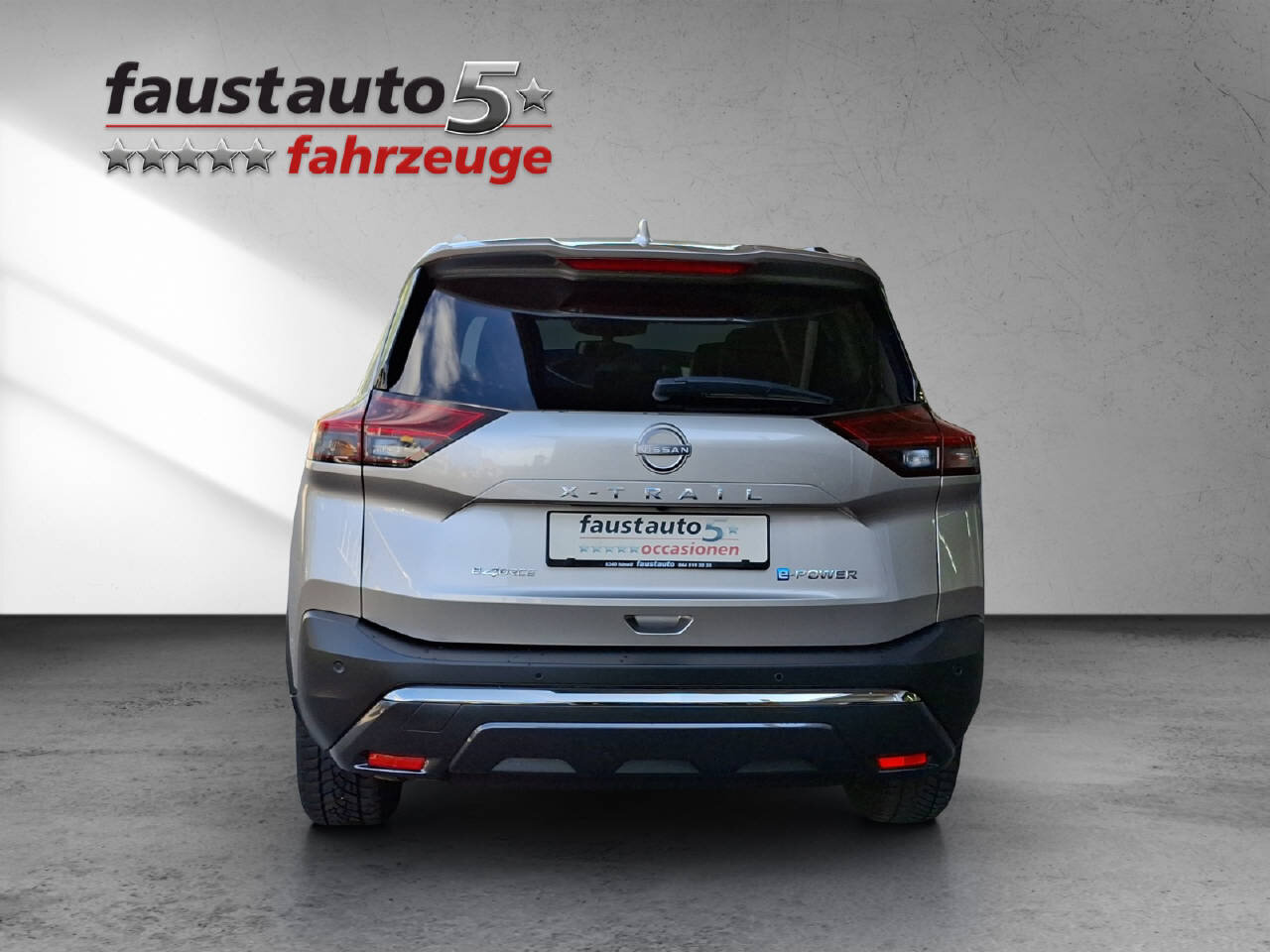 NISSAN X-Trail 1.5 VC-T N-Trek e-4orce 7P, Voll-Hybrid Benzin/Elektro, Occasion / Gebraucht, Automatik - 4