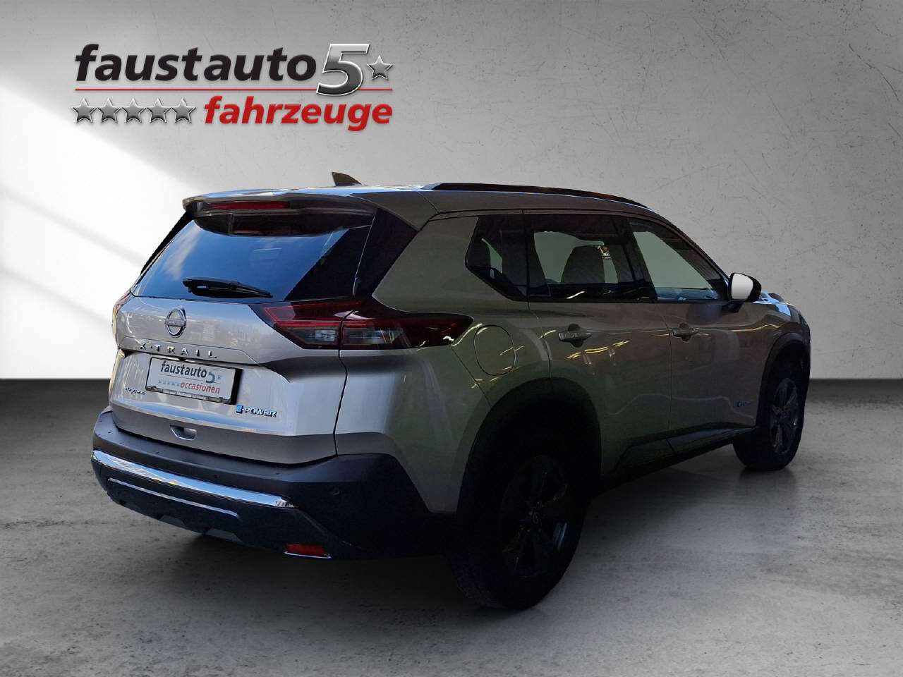 NISSAN X-Trail 1.5 VC-T N-Trek e-4orce 7P, Voll-Hybrid Benzin/Elektro, Occasion / Gebraucht, Automatik - 5