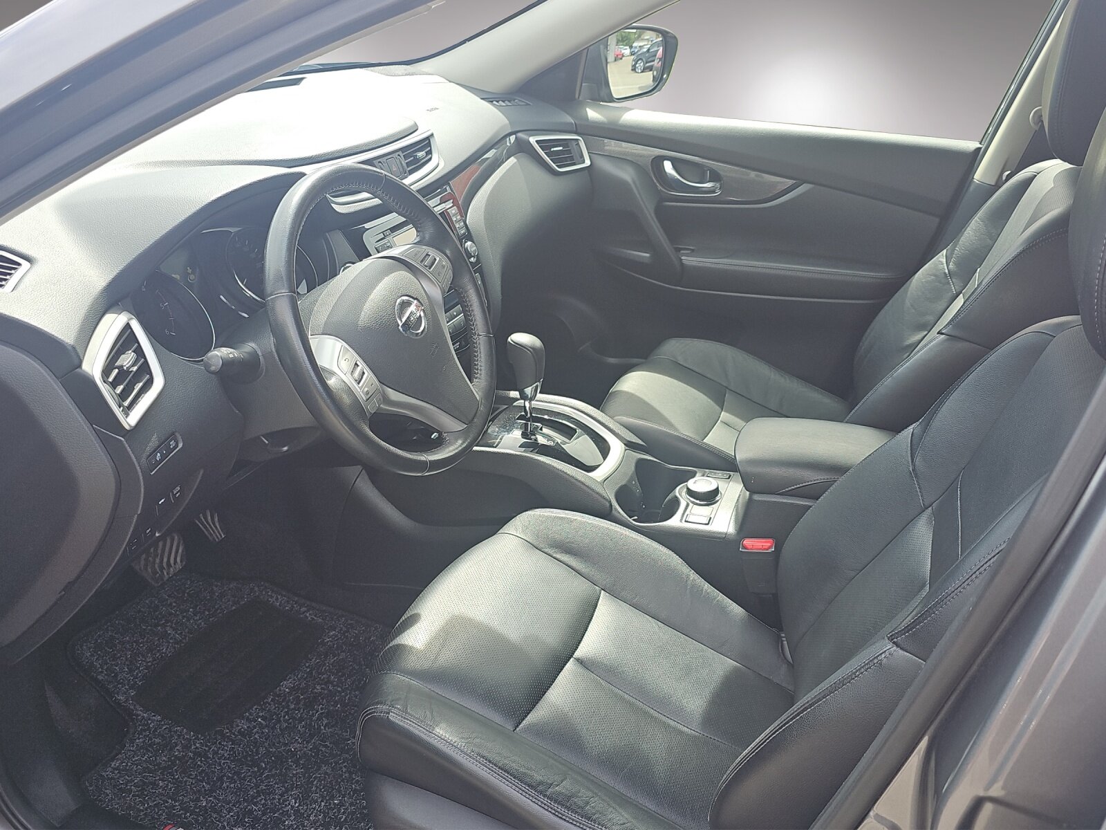 NISSAN X-Trail 2.0 dCi Tekna 4x4, Diesel, Occasion / Gebraucht, Automatik - 6