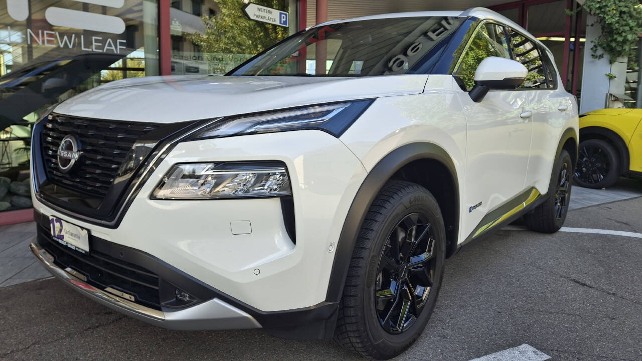 NISSAN X-Trail 1.5 VC-T Tekna+ e-4orce, Voll-Hybrid Benzin/Elektro, Occasion / Gebraucht, Automatik - 2