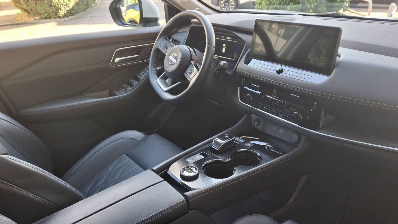 NISSAN X-Trail 1.5 VC-T Tekna+ e-4orce, Voll-Hybrid Benzin/Elektro, Occasion / Gebraucht, Automatik - 6