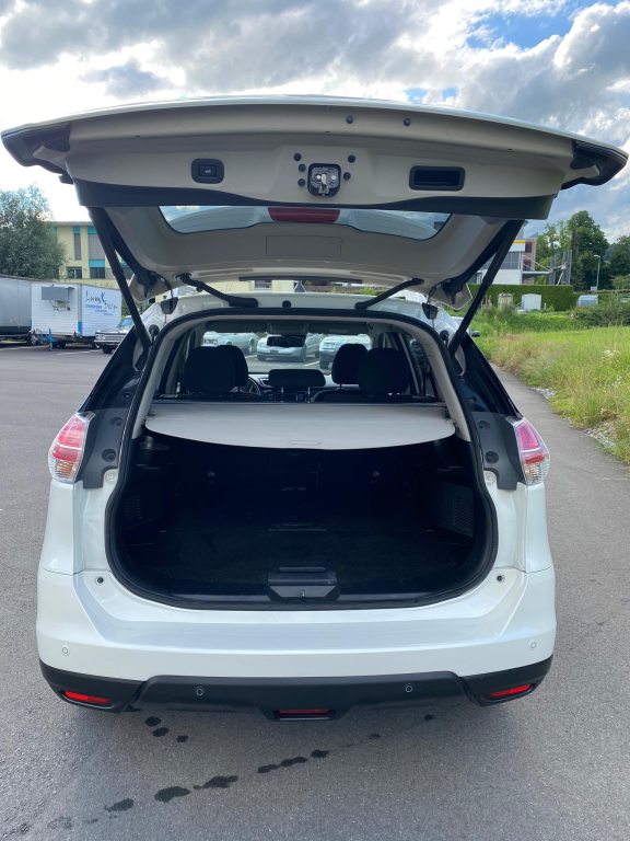 NISSAN X-TRAIL 1.6 dCi Tekna
